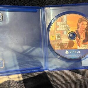 Grand Theft Auto V PS4 Game